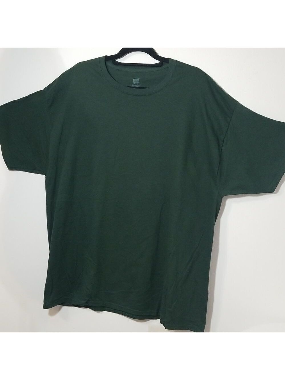 🆕️ Hanes Men's Tshirt Green.  R2-18